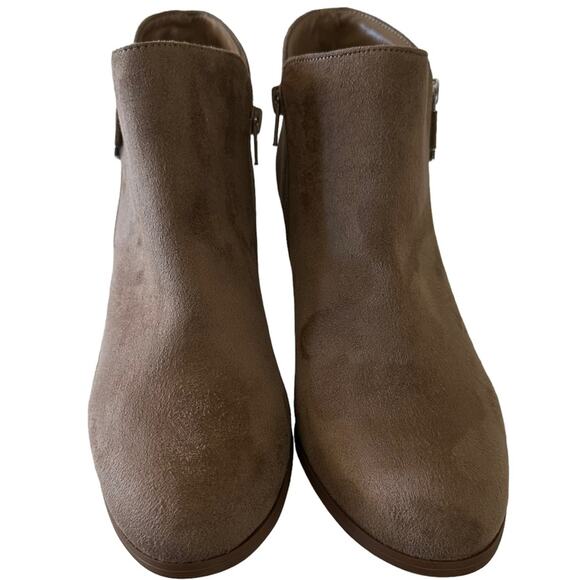 Life stride ankle boots booties faux suede tan two side zippers size 9.5 - Picture 1 of 11